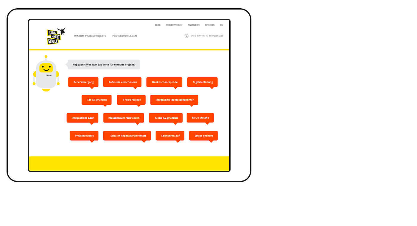 Prototyp: Ein kleiner Roboter fragt nach Projektart, User können nun aus vielen orangenen Sprechblasen die richtige Kategorie wählen.